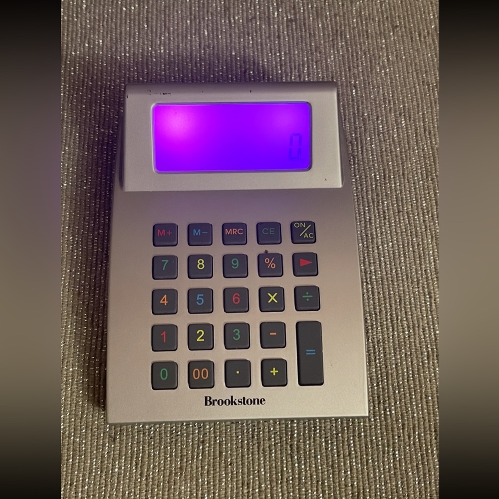 Color changing Brookstone calculator - Picture 2 of 13